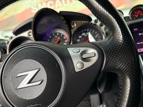 Used 2017 Nissan 370Z w/ Sport Package image 26