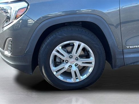 Used 2020 GMC Terrain SLE image 9