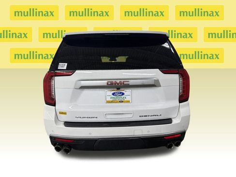 Used 2023 GMC Yukon Denali image 7