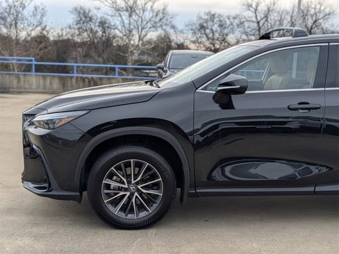 Used 2025 Lexus NX 350 AWD image 4
