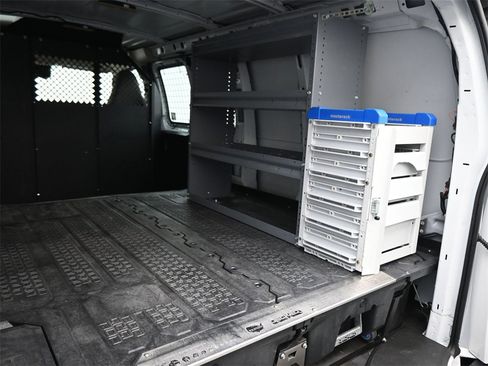 Used 2020 Chevrolet Express 2500 w/ Driver Convenience Package image 13