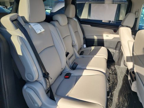 New 2026 Honda Odyssey EX-L image 6
