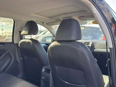 Used 2011 Volkswagen Jetta TDI image 15