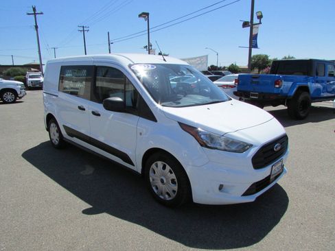 Used 2022 Ford Transit Connect XLT FWD image 2