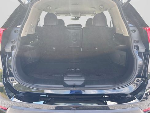 Used 2020 Nissan Rogue SL AWD/4WD image 35