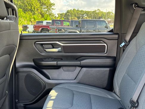 Certified 2025 RAM 1500 Big Horn AWD/4WD image 16