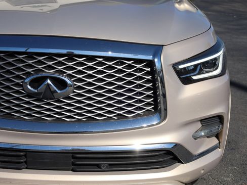 Used 2018 INFINITI QX80 2WD w/ Driver Assistance Package image 23