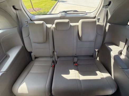 Used 2011 Honda Odyssey EX-L image 17