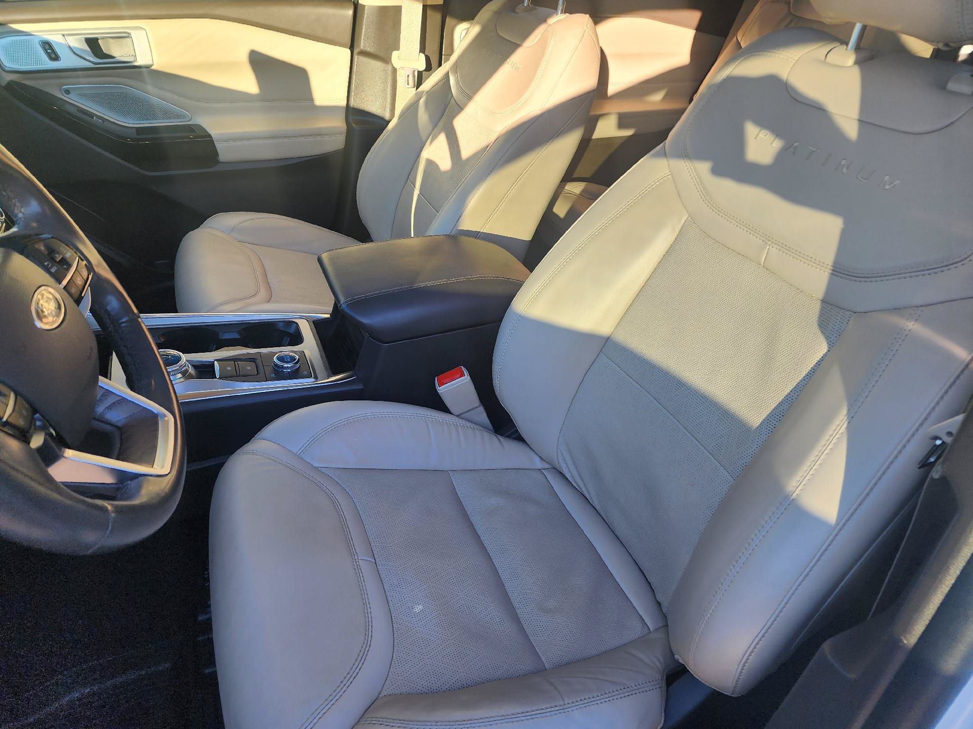Used 2016 Ford Explorer Sport w/ Equipment Group 401A AWD/4WD image 8