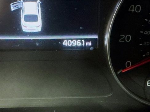 Used 2023 Kia Forte LXS w/ LXS Technology Package image 19