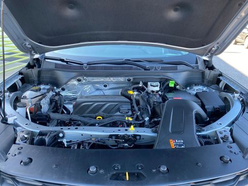 Used 2025 Chevrolet Trax LT image 31