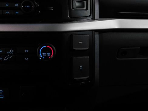 Used 2023 Ford F150 XLT w/ XTR Package image 46