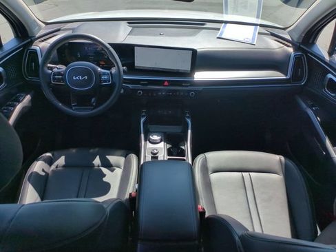 Certified 2025 Kia Sorento EX FWD image 28