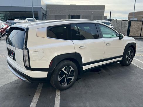 New 2026 Hyundai Ioniq 9 SE image 7