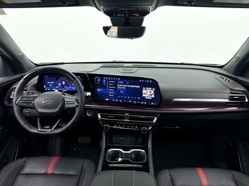 Used 2024 Chevrolet Traverse RS w/ LPO, Floor Liner Package image 23