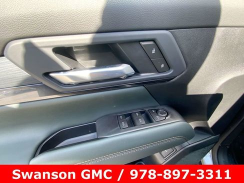 New 2026 GMC Terrain AT4 w/ LPO, Floor Liner Package AWD/4WD image 21