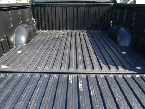 Used 2023 Toyota Tundra SR5 w/ SR5 Convenience Package AWD/4WD image 22