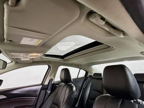 Used 2018 MAZDA MAZDA3 Touring image 22