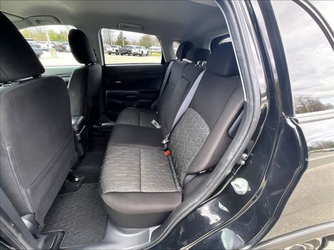 Used 2025 Mitsubishi Outlander Sport ES AWD/4WD image 15