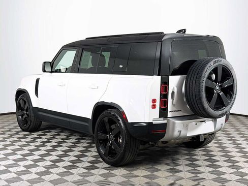 Used 2024 Land Rover Defender 110 S AWD/4WD image 7