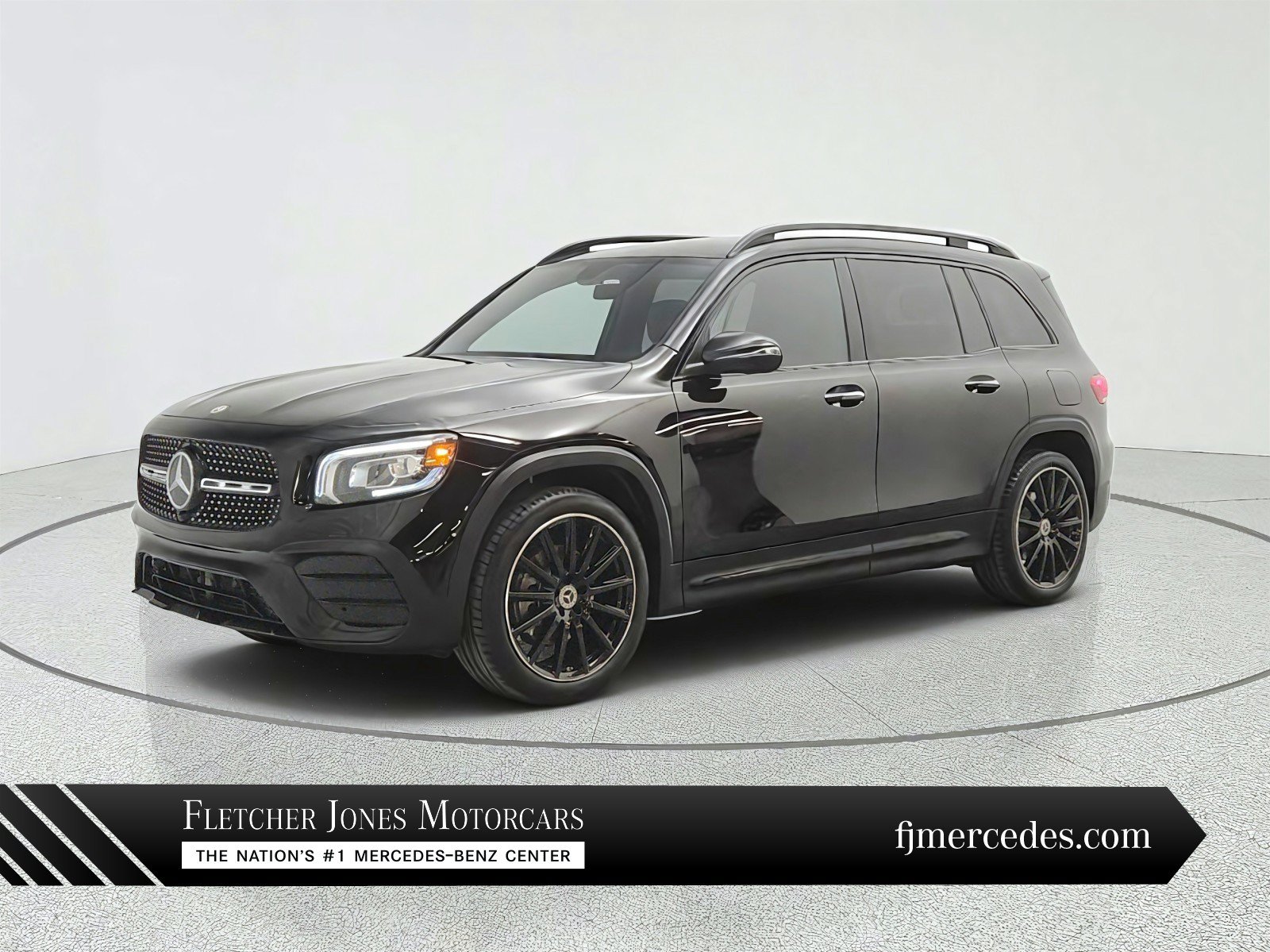 Used 2023 Mercedes-Benz GLB 250 image 1