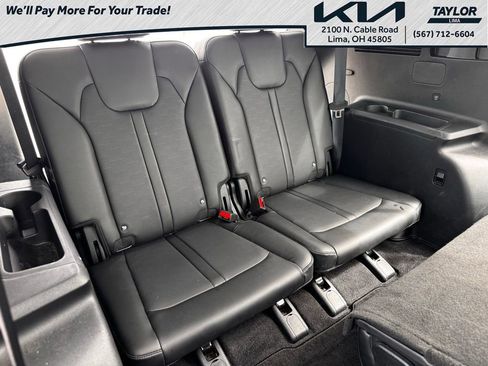 Used 2024 Kia Sorento S image 27