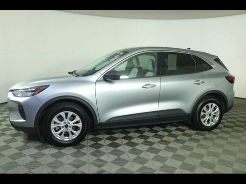 Used 2024 Ford Escape Active FWD image 21
