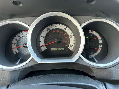 Used 2015 Toyota Tacoma 4x4 Double Cab w/ TRD Sport Package image 8