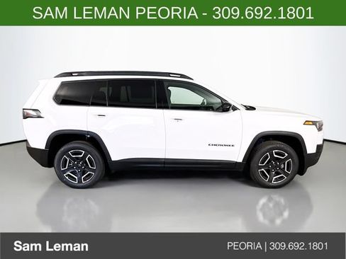 New 2026 Jeep Cherokee Laredo AWD/4WD image 8