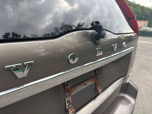 Used 2010 Volvo XC90 3.2 image 11