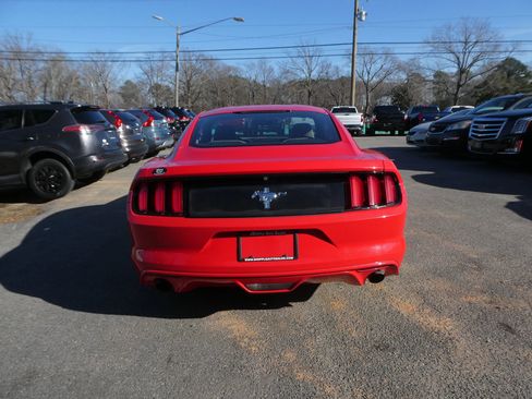 Used 2015 Ford Mustang Coupe image 6