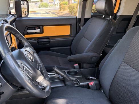 Used 2007 Toyota FJ Cruiser 4WD image 33