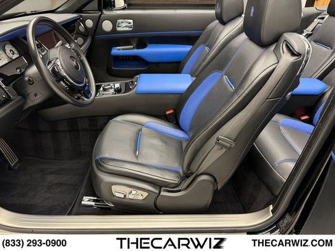 Used 2019 Rolls-Royce Dawn RWD image 33
