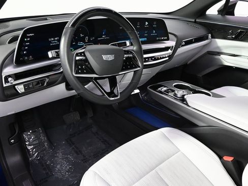 Certified 2024 Cadillac Lyriq Sport image 12