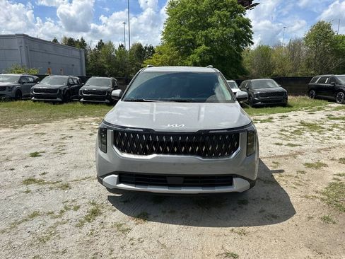 New 2026 Kia Carnival EX FWD image 2