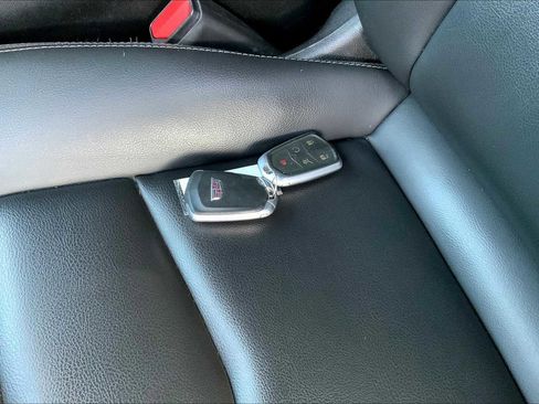 Used 2022 Cadillac XT5 Luxury image 25