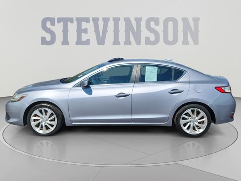 Used 2016 Acura ILX FWD image 2