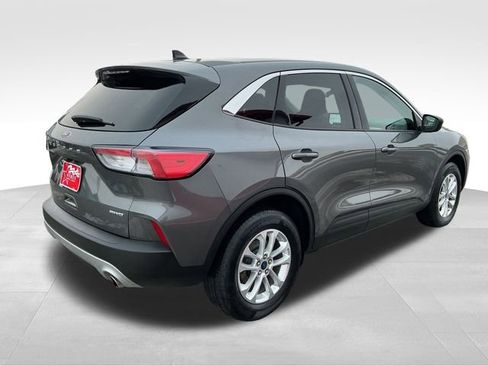 Used 2022 Ford Escape SE image 7