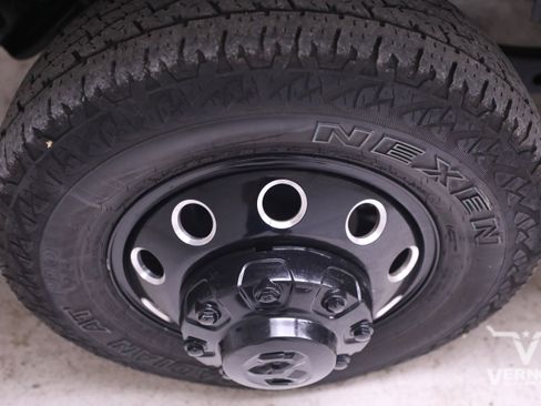 Used 2024 RAM 3500 Limited image 31