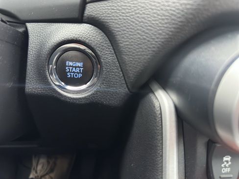 Used 2020 Toyota RAV4 Adventure image 8