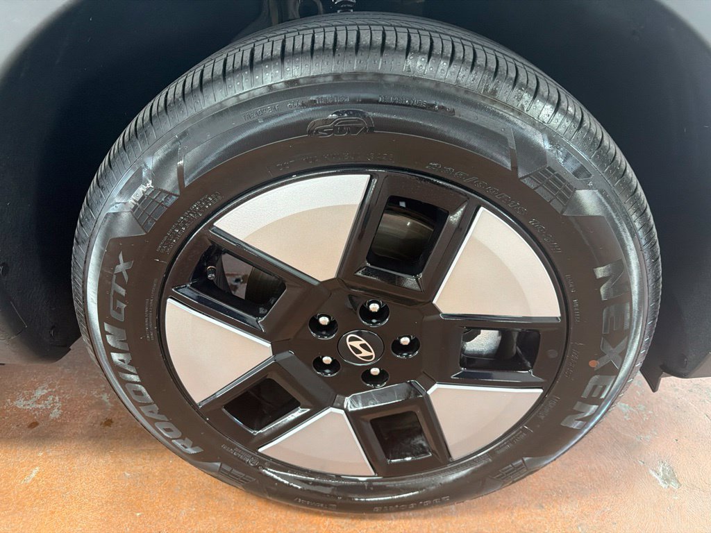 Certified 2026 Hyundai Santa Fe SEL FWD image 11