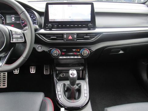 Used 2024 Kia Forte GT FWD image 17