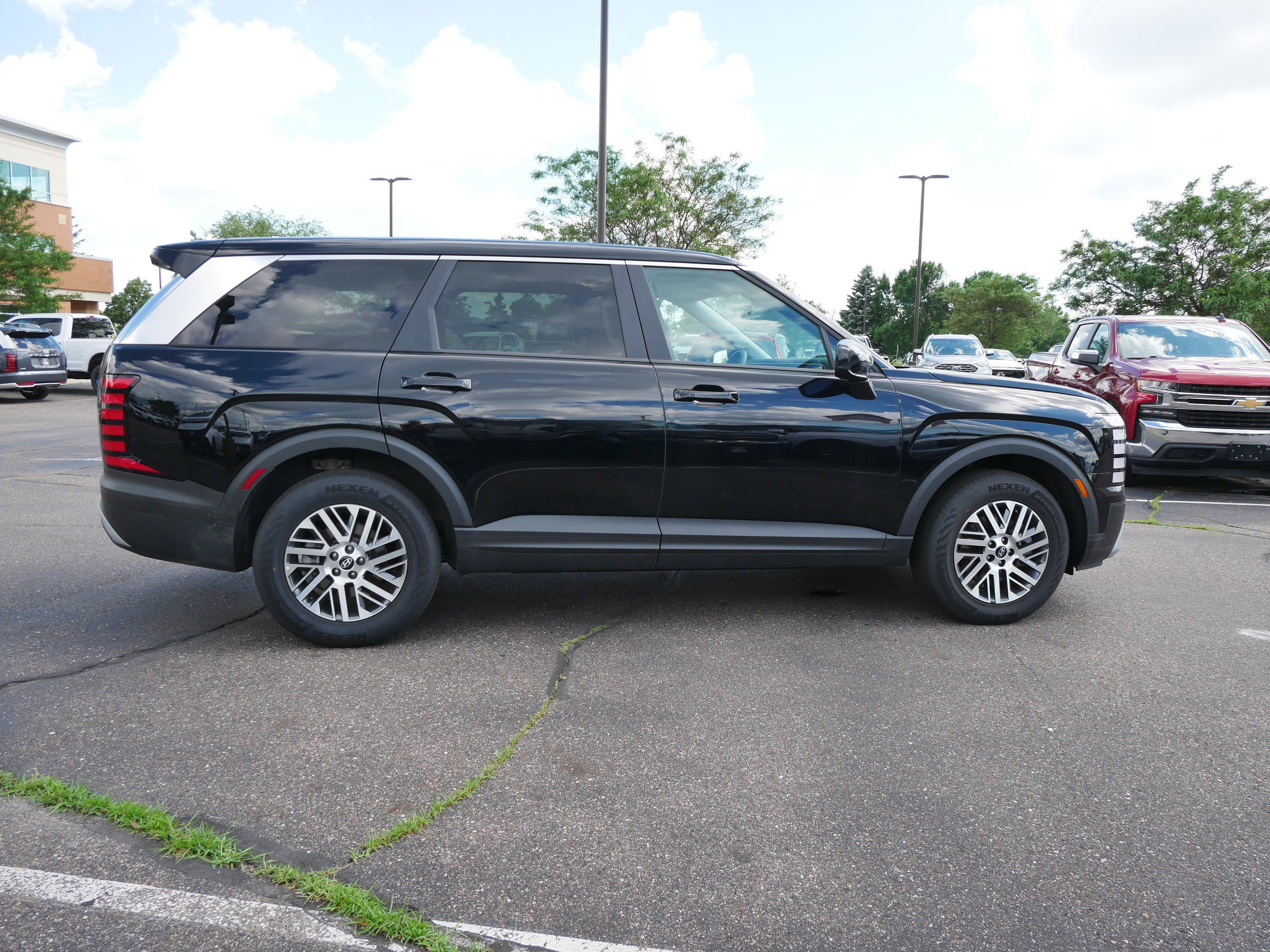 Used 2026 Hyundai Palisade SE AWD/4WD image 6