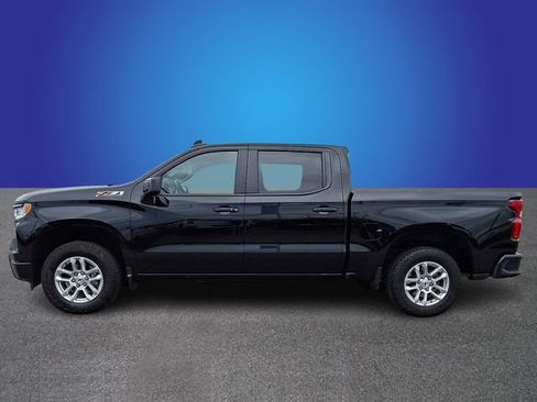 Used 2025 Chevrolet Silverado 1500 RST w/ Z71 Off-Road Package AWD/4WD image 7