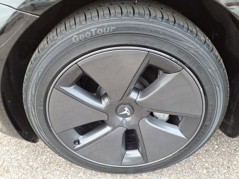 Used 2023 Tesla Model 3 Long Range image 11