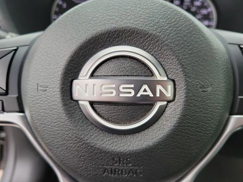 Used 2024 Nissan Sentra SV FWD image 31