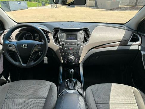 Used 2017 Hyundai Santa Fe Sport image 21