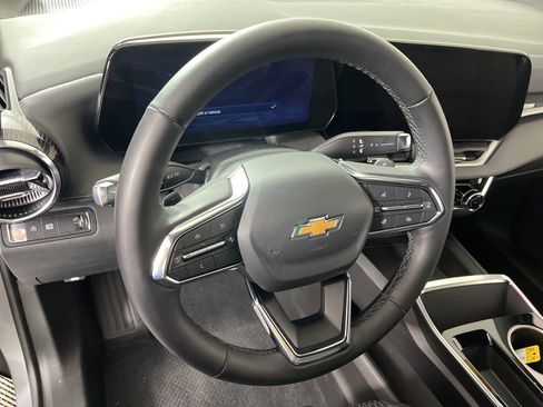 Certified 2025 Chevrolet Equinox LT image 25