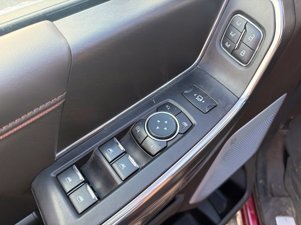 Used 2025 Ford F250 King Ranch AWD/4WD image 13