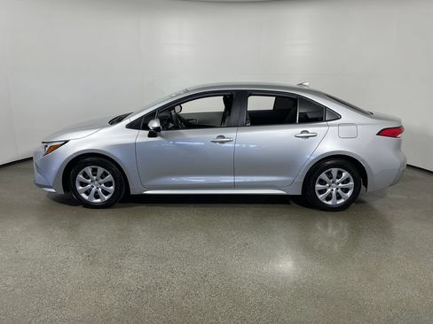 Certified 2026 Toyota Corolla LE w/ Carpet Mat Package (TMS) FWD image 6